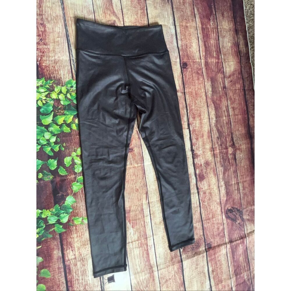 Zyia Active Shiney Black Leggings Size 4